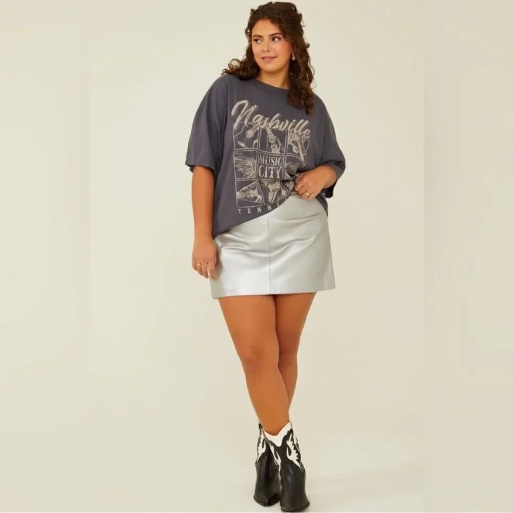 ARULA Metallic Silver Faux Leather Mini Skirt *NEW*